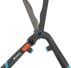 GARDENA - 2 In 1 EnergyCut Heggenschaar - 2.5x Meer Kracht - Totale Lengte 60 Cm -Merkloos Winkel 1200x1152 1