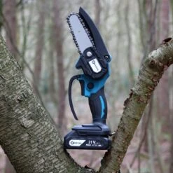 NovarGarden® Mini Kettingzaag NG1 - Met 2x Accu - Takkenzaag - Snoeizaag - Electrisch - Handzaag - Boomzaag - 21V -Merkloos Winkel 1200x1200 427