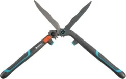 GARDENA - 2 In 1 EnergyCut Heggenschaar - 2.5x Meer Kracht - Totale Lengte 60 Cm -Merkloos Winkel 1200x759