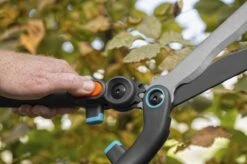 GARDENA - 2 In 1 EnergyCut Heggenschaar - 2.5x Meer Kracht - Totale Lengte 60 Cm -Merkloos Winkel 1200x799 30