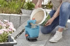 GARDENA - Handstrooier M - Strooikar- 100m2 - 1.8 Liter 17 GARDENA - Handstrooier M - Strooikar- 100m2 - 1.8 Liter -Merkloos Winkel 1200x799 73