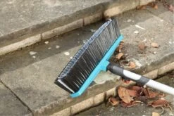 GARDENA Combi System Straatbezem - Aanbevolen Steellengte 130-150 Cm -Merkloos Winkel 1200x800 196