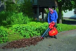 WOLF-Garten Elektrische Bladblazer LBV 2600 E - Motor 2600 Watt - Opvangzak 50 Liter - Reductie Ratio 10:1 -Merkloos Winkel 1200x800 224