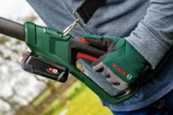 Bosch UniversalHedgePole 18 Heggenschaar Op Steel - Met 18 V Accu En Lader -Merkloos Winkel 1200x800 49