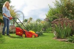 WOLF-Garten A 340 E Elektrische Grasmaaier - 1400 W - 34 Cm Maaibreedte - 30 Liter Opvangbak - Centrale Hoogte-instelling 39 WOLF-Garten A 340 E Elektrische Grasmaaier - 1400 W - 34 Cm Maaibreedte - 30 Liter Opvangbak - Centrale Hoogte-instelling -Merkloos Winkel 1200x801 8