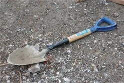 Silverline Mini Spade Met Ronde Kop En Houten Schacht - 70 Cm -Merkloos Winkel 1200x803 2