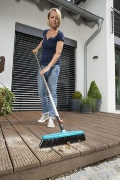 GARDENA Combi System Straatbezem - Aanbevolen Steellengte 130-150 Cm -Merkloos Winkel 800x1200 27