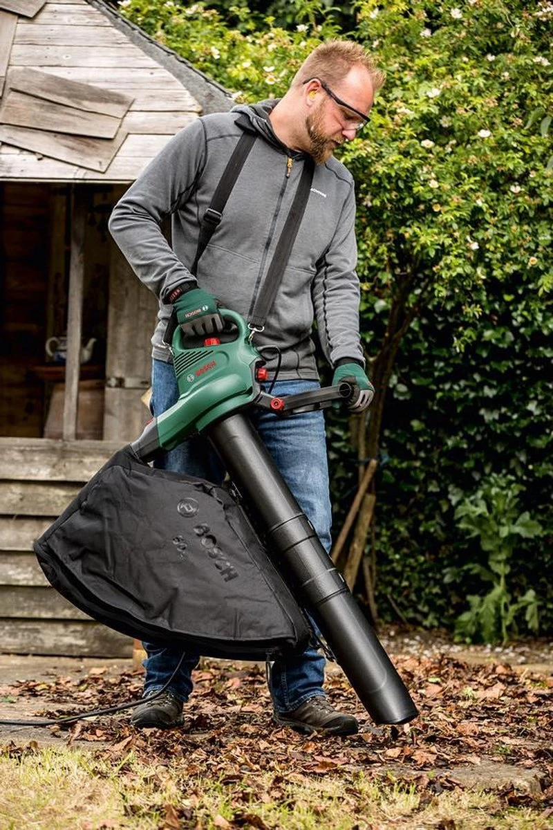 Bosch UniversalGardenTidy 2300 Bladblazer - Op Snoer - 2300 W 14 Bosch UniversalGardenTidy 2300 Bladblazer - Op Snoer - 2300 W - Afbeelding 14